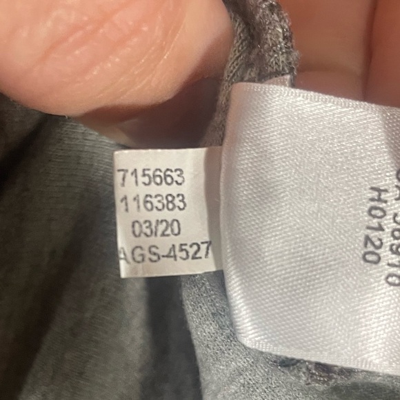 Maurices Camo V Neck Hoodie Hoodie with Front Pocket Size XL - Picture 7 of 7